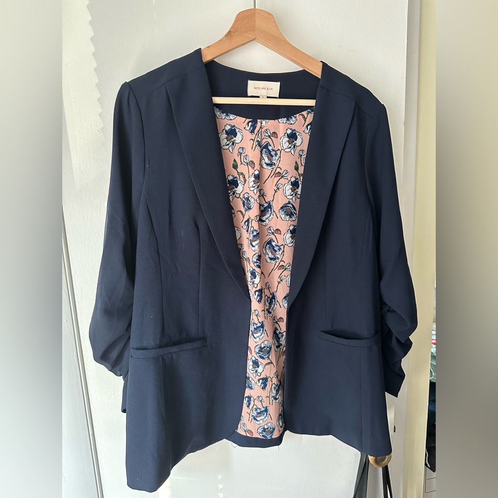 Skies are Blue - 3/4 Sleeved Blazer - ruched sleeves -Navy Blue